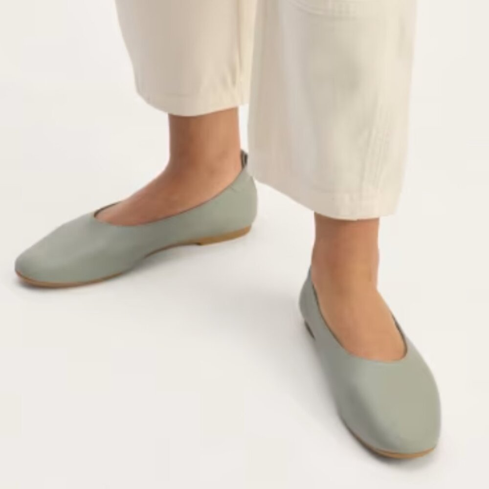 Everlane Light Sage Leather Ballet Flats - Picture 3 of 7
